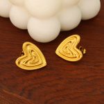 1-Pair-Simple-Style-Heart-Shape-304-Stainless-Steel-316-Stainless-Steel-18K-Gold-Plating-In-The-Furnace-Ear-Studs-display-picture-5