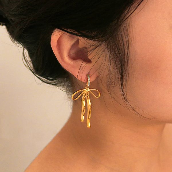 1-Piece-Vintage-Style-Simple-Style-Solid-Color-Plating-304-Stainless-Steel-18K-Gold-Plated-Drop-Earrings-display-picture-5