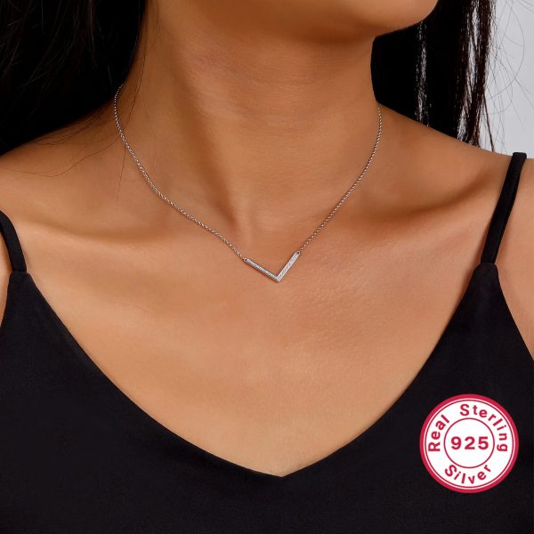V_Shape_Silver_Neckpiece