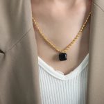Wholesale-Jewelry-Elegant-Simple-Style-Round-Agate-Titanium-Steel-18K-Gold-Plated-Plating-Pendant-Necklace_3
